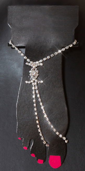 Trendy toe necklace with rhinestones Silver